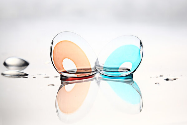 Colored contact lenses