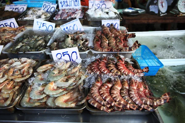 Seafood in a street shop — Stock Photo, Image