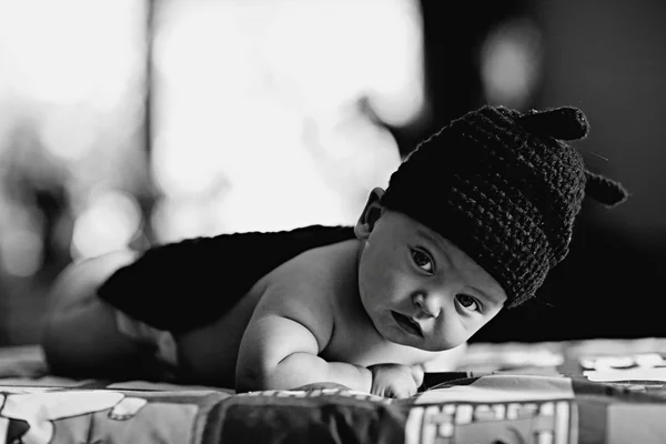 Bayi ceria di rumah — Stok Foto