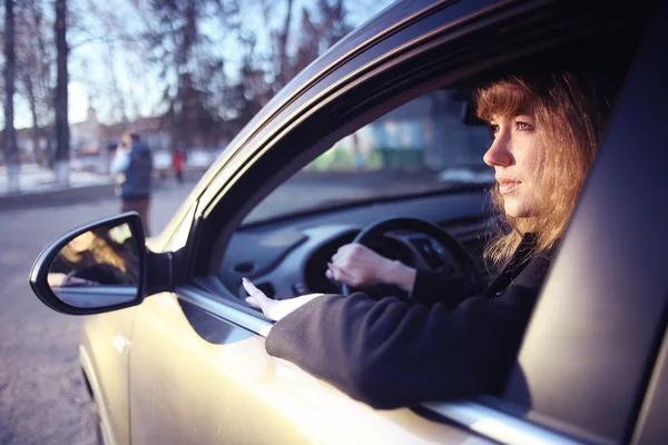 Young girl driving — Stock Photo, Image