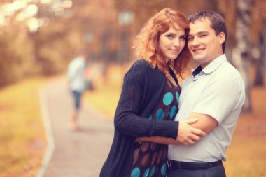 Sonbahar çift yürüyüş tr