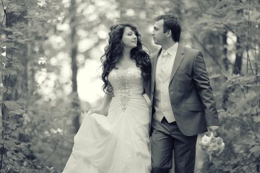 Gelin ve damat siyah beyaz portre