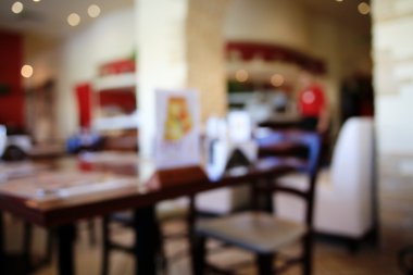 İtalyan kafelerde arka plan bulanık