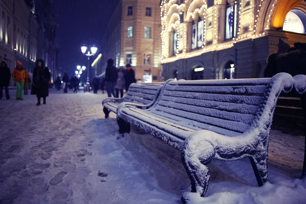 Ławka w zimie Street — Zdjęcie stockowe