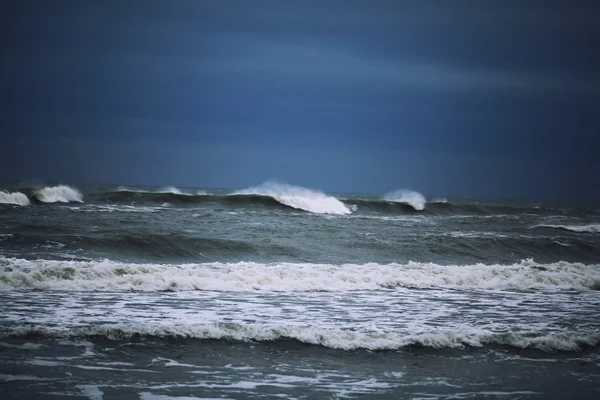 Storm on the ocean coast — Stock Photo, Image