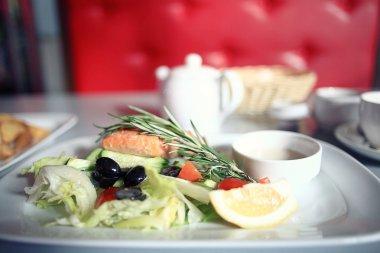 İtalyan restoran hizmet tablo