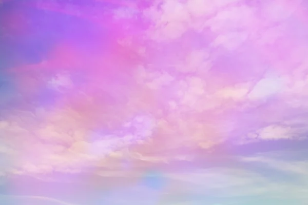 Фоновые облака неба — стоковое фото