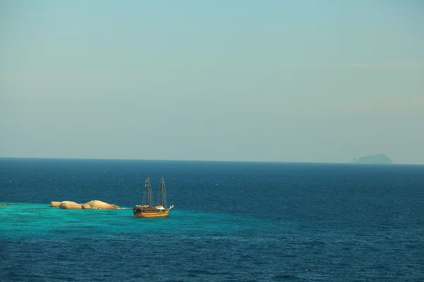 Blue summer seascape — Stock Photo, Image