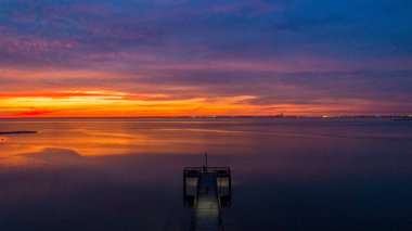 2020 Kasım 'ında Alabama Mobile Körfezi' ndeki iskele.