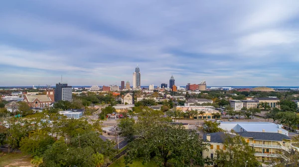 Downtown Mobile Alabama Skyline Dia Nublado Inverno Dezembro 2020 — Fotografia de Stock