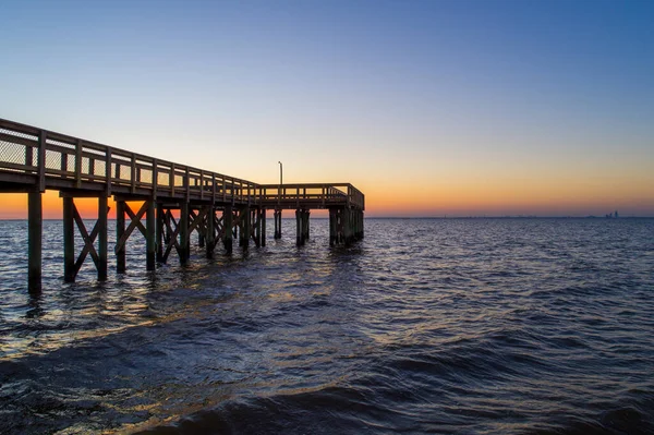 Pier Mobile Bay Sunset January 2021 — стокове фото