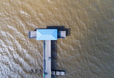 Mobile Körfezi 'ndeki iskele Daphne, Alabama' daki Mayday Park 'ta. 