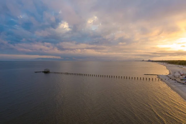 Vista Aérea Costa Golfo Biloxi Mississippi Beira Mar Pôr Sol — Fotografia de Stock