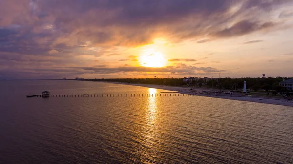 Vista Aérea Costa Golfo Biloxi Mississippi Beira Mar Pôr Sol — Fotografia de Stock