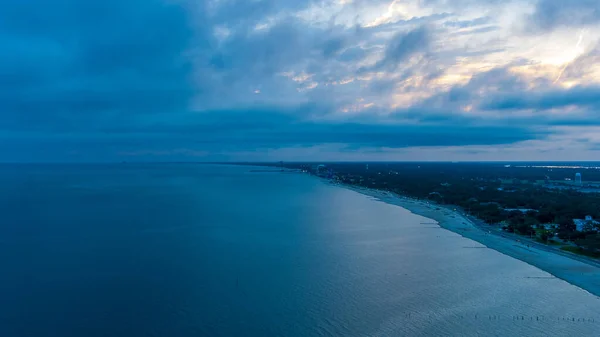 Vista Aérea Costa Golfo Biloxi Mississippi Beira Mar Pôr Sol — Fotografia de Stock