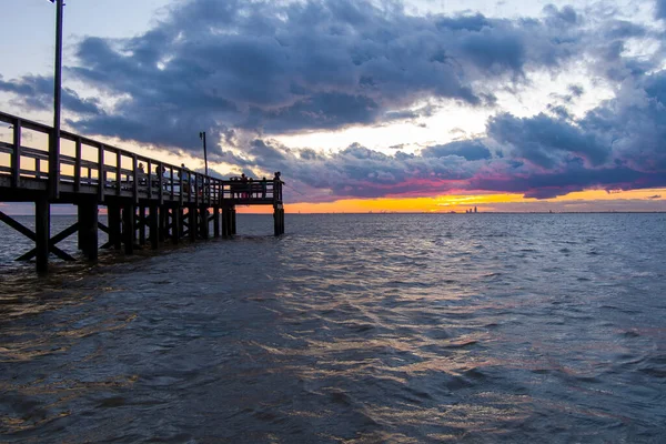 Pier Bei Sonnenuntergang Der Mobile Bay Von Daphne Alabama — Stockfoto