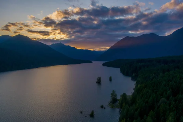 Λίμνη Cushman Και Ολυμπιακά Όρη Στο Ηλιοβασίλεμα Στην Πολιτεία Της — Φωτογραφία Αρχείου