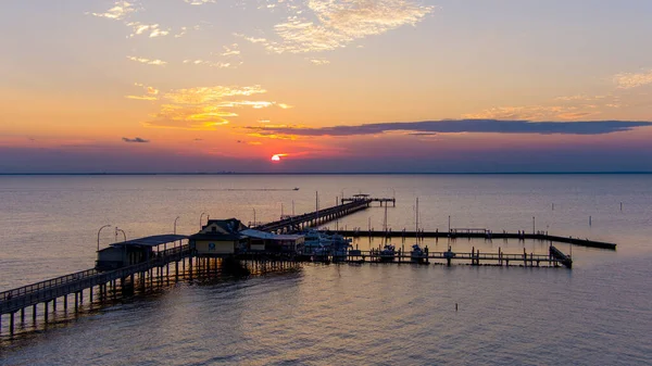 Fairhope Alabama Skelesi Gün Batımında Mobile Körfezi Nde — Stok fotoğraf