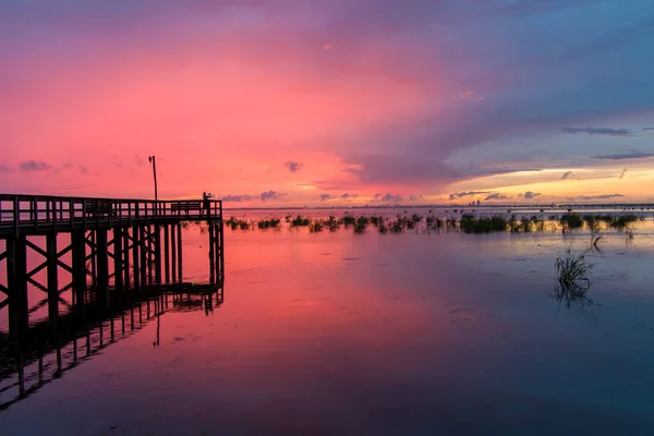 Solnedgång Mobile Bay Vid Bayfront Park Daphne Alabama — Stockfoto