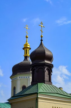 Kilise üzerinde sky