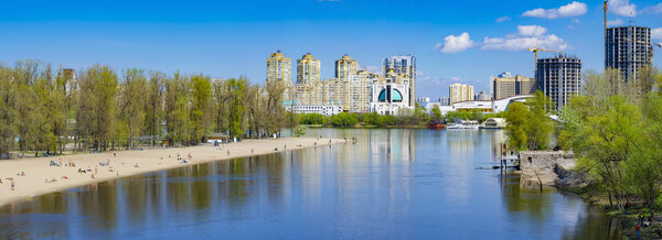 Apartments near river 