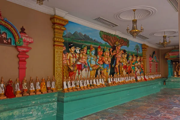 Куала Лумпур Малайзия Март 2019 Красочные Статуи Индуистского Бога Богини — стоковое фото