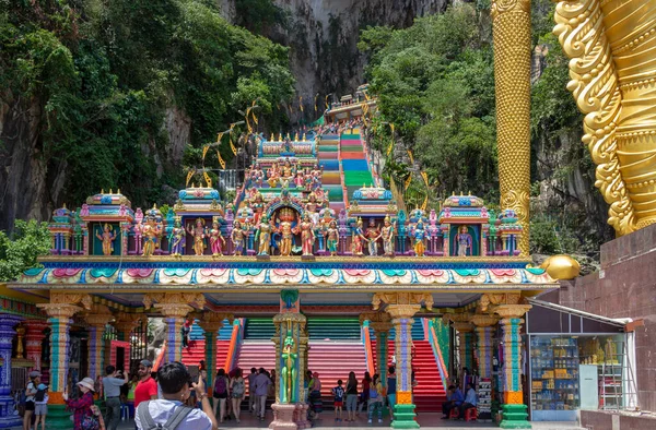 Kuala Lumpur Malasia Marzo 2019 Entrada Colorida Escalera Arco Iris — Foto de Stock