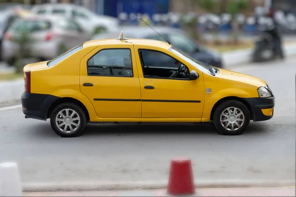 Хаммамет Тунис Октября 2019 Года Желтый Автомобиль Такси Улице Туниса — стоковое фото