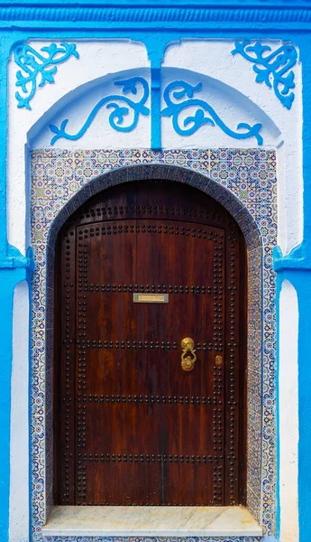 Zdobené Zdi Dveře Medina Modrého Města Chefchaouen Maroko Překlad Post — Stock fotografie