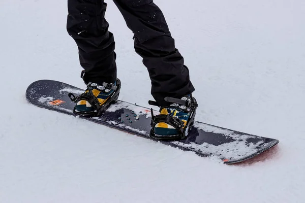 Ergaki Krasnoyarsk Krai Rusland Maart 2020 Snowboarder Snowboard Een Skigebied — Stockfoto