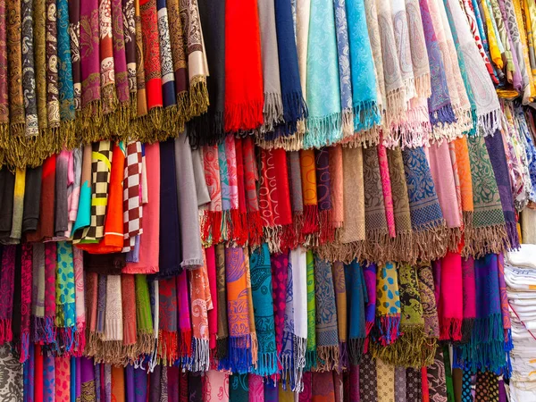 Cachecóis Coloridos Mercado Lembranças Tânger Marrocos Lenço Algodão Seda — Fotografia de Stock