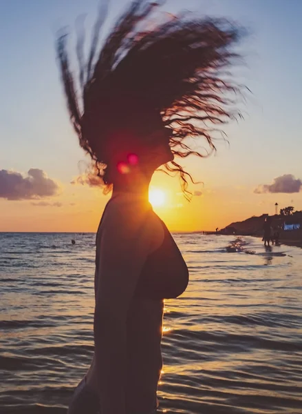 Beautiful Girl Long Hair Costs Sea Sunset Sun — Stock Photo, Image