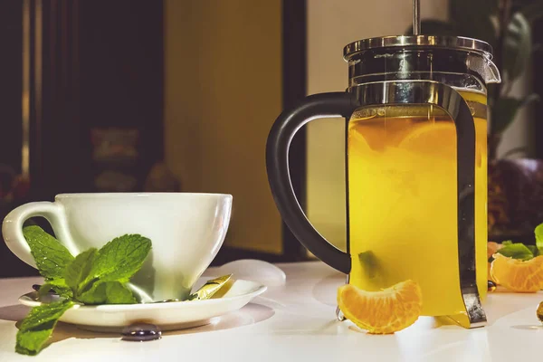 Чашка Гарячого Чаю Чайник Ремарин Ята Мед Танжерський Чай Білому — стокове фото