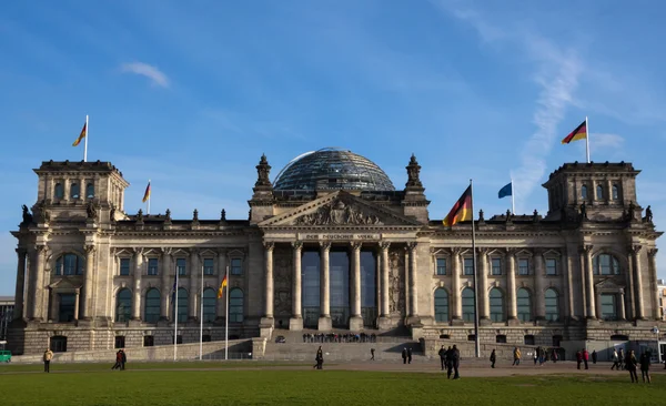 Berlin 'deki Reichstag binası