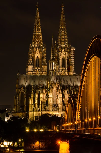 Köln, Almanya geceleri