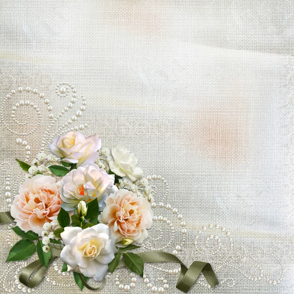 Precioso fondo vintage con rosas y perlas —  Fotos de Stock
