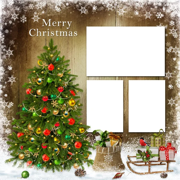 Christmas greeting card with frame, Christmas tree and gifts — Stock Photo, Image