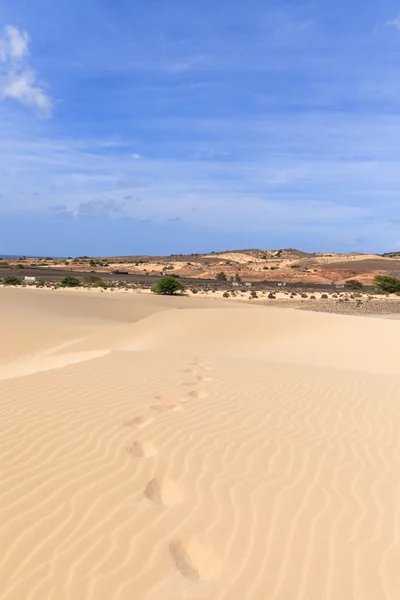 Песчаная пустыня в Виана-Боависта — стоковое фото