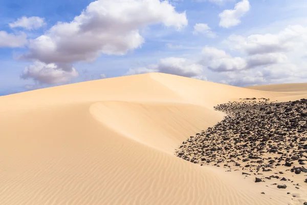 Desierto de arena en Viana Boavista, Cabo Verde —  Fotos de Stock