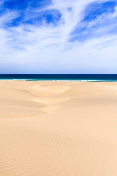 Dunes and beach in Boavista, Cape Verde — Stock Photo, Image