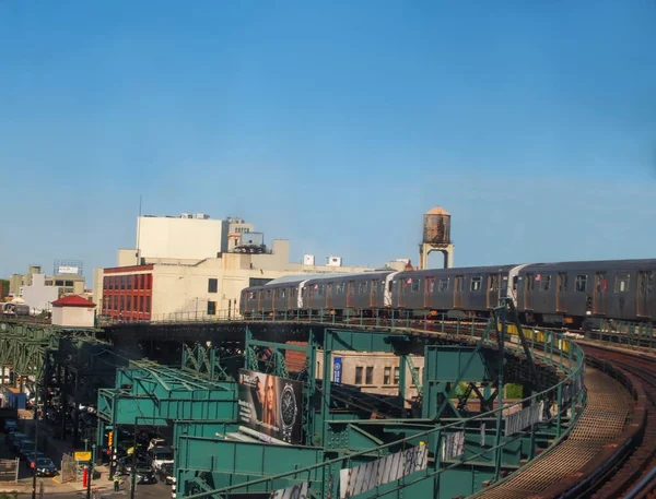 New York New York May 2015 Genom Fönstret Ett Tunnelbanetåg — Stockfoto