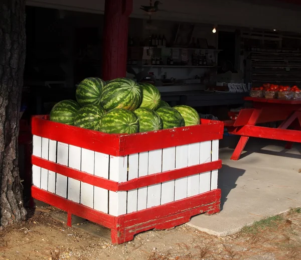 Vattenmeloner vägkanten — Stockfoto