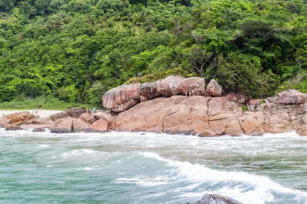 Ludzie lubią Praia Meio beach — Zdjęcie stockowe