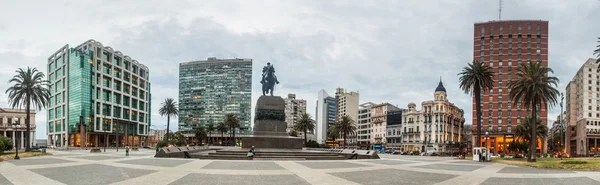 Piazza Independecia nel centro di Montevideo — Foto Stock