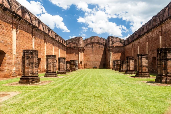 Jezuïet missie ruïnes Jesus de Tavarangue, Paraguay — Stockfoto