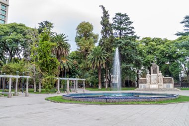 Mendoza meydanda Italia