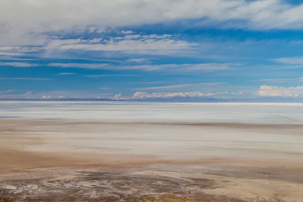 Salar de Uyuni planície de sal na Bolívia . — Fotografia de Stock