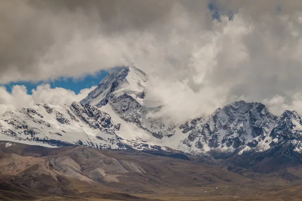 Piek van Huayna Potosi — Stockfoto