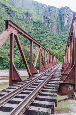 Urubamba Nehri Vadisi Demiryolu Köprüsü