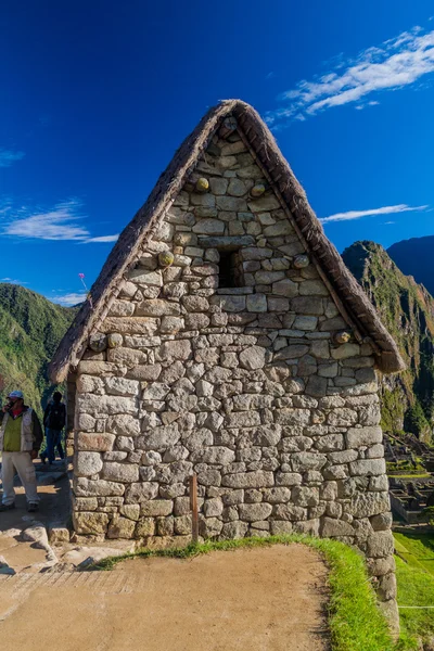 Edificio chiamato guardiano alle rovine di Machu Picchu — Foto Stock